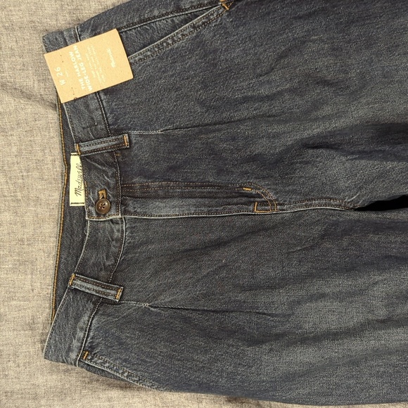 Madewell Harlow Wide-Leg Jean: Airy Denim Edition - Picture 3 of 8